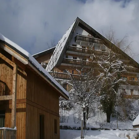 In Near Slopes 格雷斯昂韦科尔